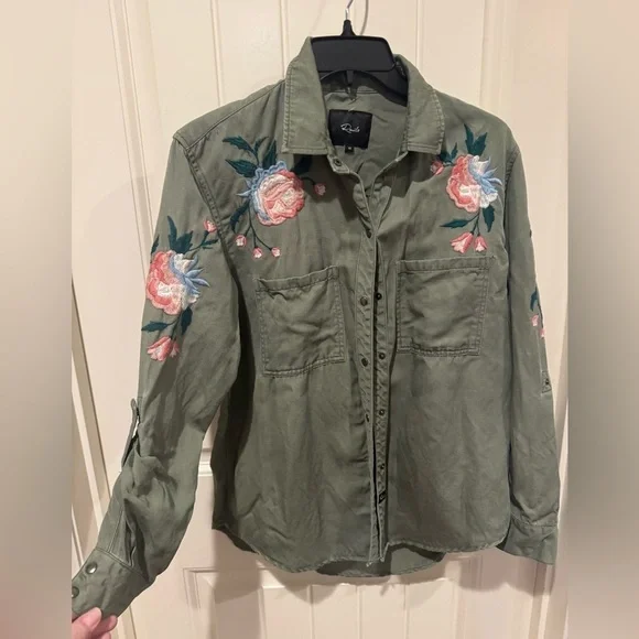 RAILS Marcel Embroidered Floral Button Up Linen Flannel in Sage Size xs - Picture 5 of 8
